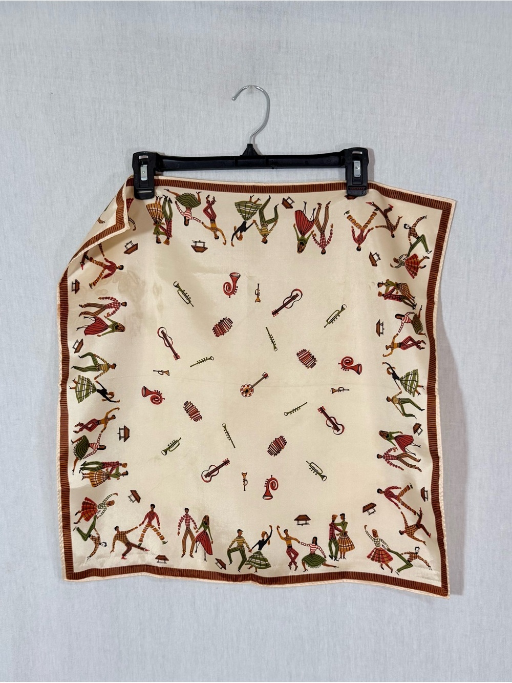 True vintage Japanese Cream Printed dancer musical Women's Scarf